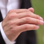 How to understand that a man is married, but is hiding it