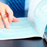 Features of accounting for employment contracts in the registration book