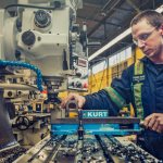 Сотрудник производства