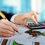 Cost of a financial manager